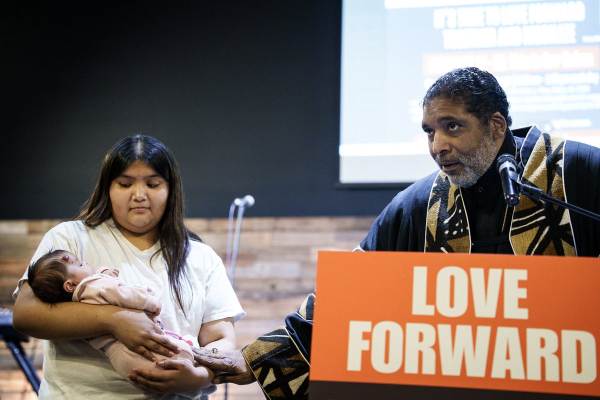 FOmyronpitts's tweet photo. @RevDrBarber warns that NC’s redrawn maps threaten decades of civil‑rights gains — but says organized love is stronger than political fear. He appeared in #FayettevilleNC. #LoveForwardTogether #NCNews #VotingMatters https://t.co/Pb9Lkuv7Tm