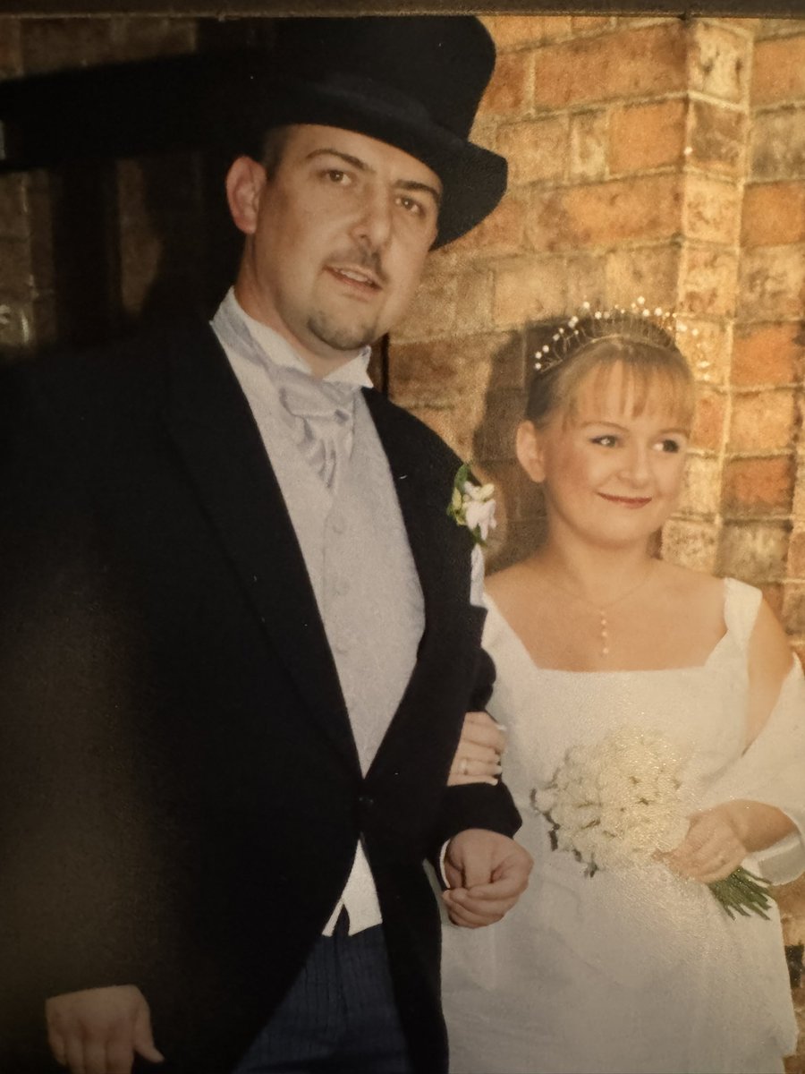 Looking forward to <a href="/peggysskylight/">Peggy's Skylight Jazz Club</a> tonight…out out for Jays bday 💝