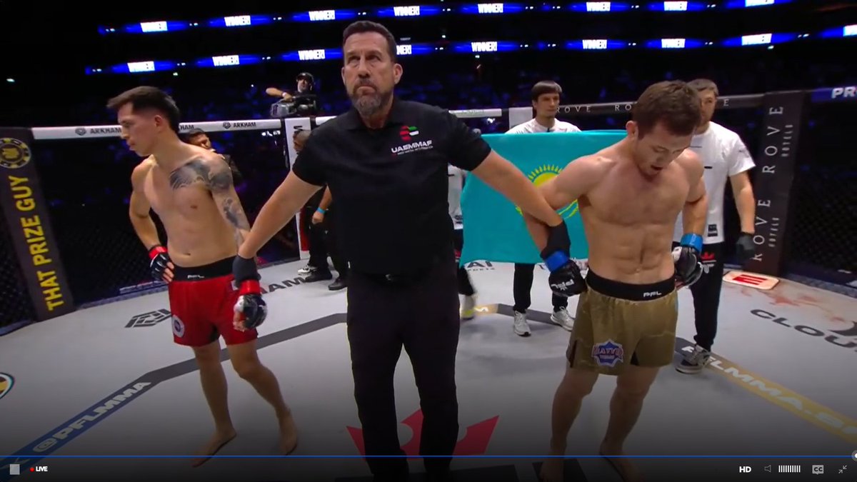 Salamat Isbulaev, 10-0 rekord, 9 skończeń w pierwszej rundzie. 
Przed chwilą skończył w krucyfiksie zwycięzce turnieju PFL World 2023 i finalistę z roku 2025 Jesusa Pinedo (25-8-1).

Warto miec oko na Kazacha.

#PFLDubai
