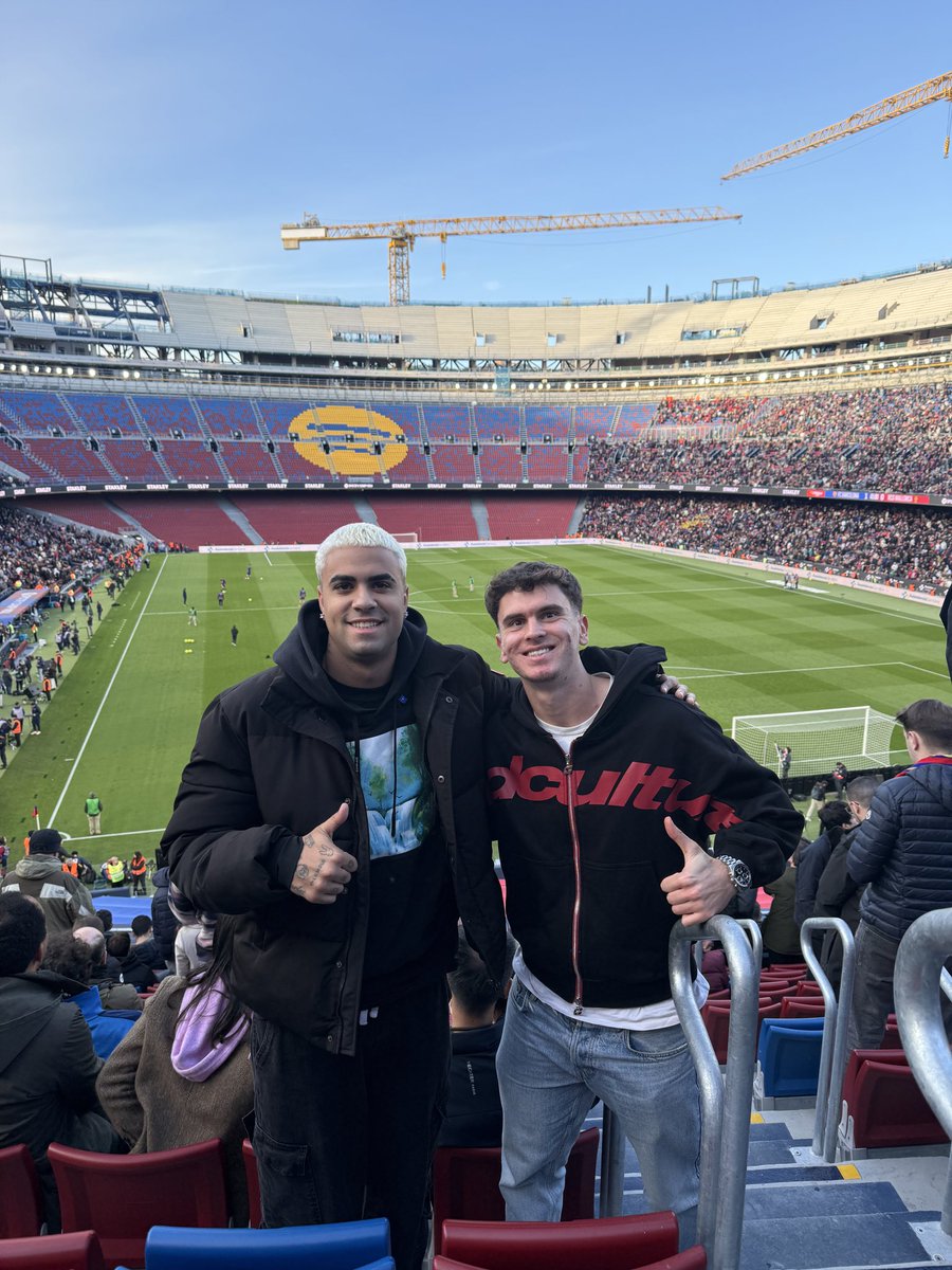 Haciéndole culé por su cumple <a href="/nicolasaantos9/">Nicolas Santos Clase</a> 😜🥳