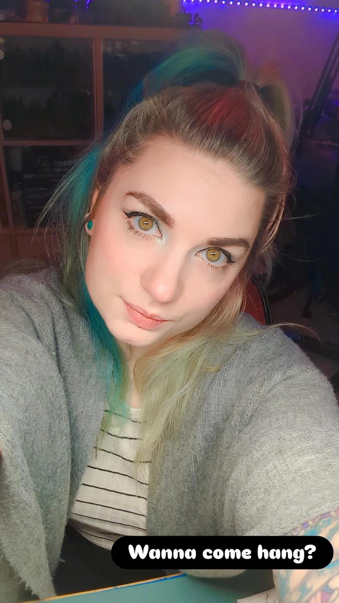 ℂ𝕣𝕪𝕤𝕥𝕒𝕝𝕄ℂ𝔻𝕠𝕝𝕝 - ꜱQᴜɪɢ Qᴜᴇᴇɴ tweet media