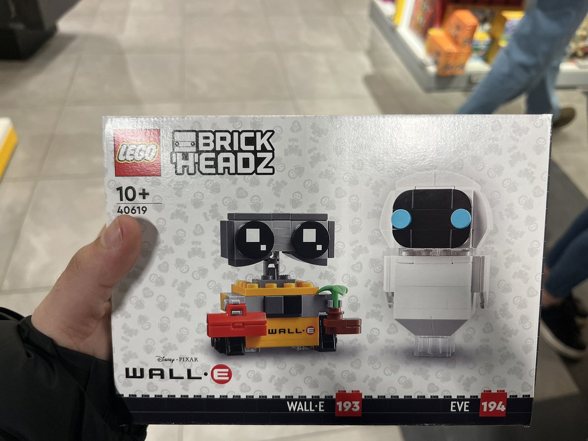 Bunu manitayla yapıp Eve ı kendime alıp Wall E yi manitaya verme işi...