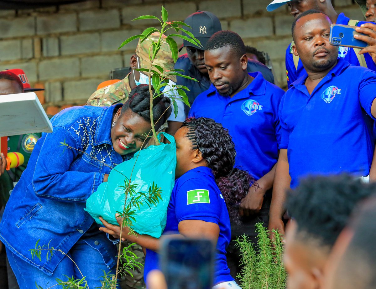 I  sincerely appreciate the Commissioner of State House, Mrs. <a href="/HelenSeku/">Commissioner Hellen@</a>,  for visiting Fangone Forest and the ghetto youth, and for taking the time to listen to their painful stories. Your presence gave us  hope, recognition, and a voice to the unheard. 🇺🇬