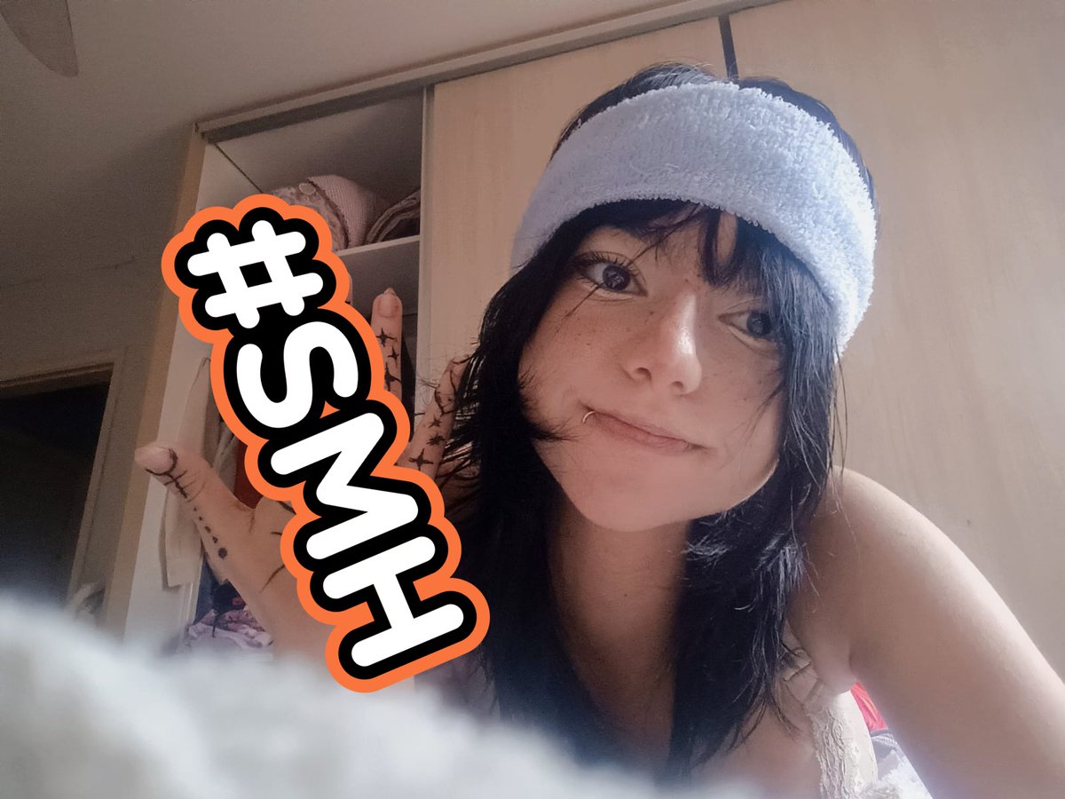 nicole tweet media