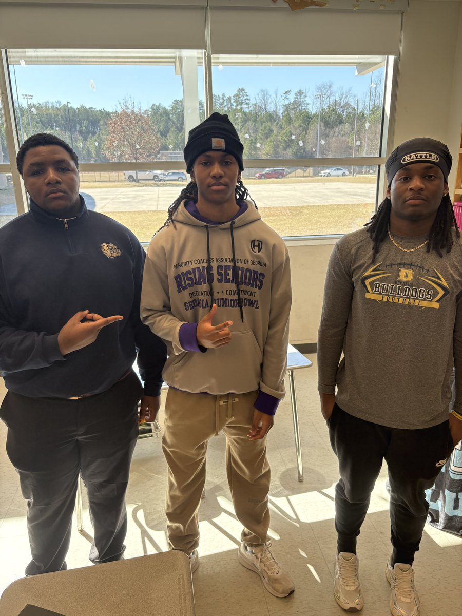 forbes_chace's tweet photo. had a great time with my teammates meeting with coaches at the Brandon Adams Recruiting Summit ‼️ #DecaturHighSchool @artink67 @cobumba @RecruitGeorgia https://t.co/jq6uRIVZIt
