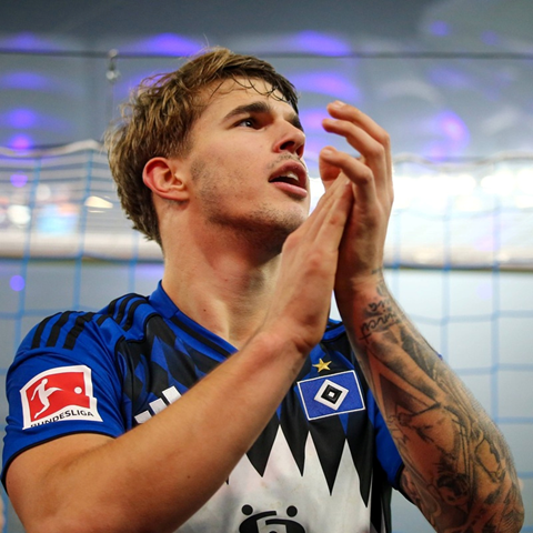 🎙️ Luka Vušković on handling fame at 18:

"My family, friends and my girlfriend keep me grounded. I’ve had great teammates and coaches everywhere I’ve played, and they’ve been a huge support. I haven’t let it get to my head." [tportal]