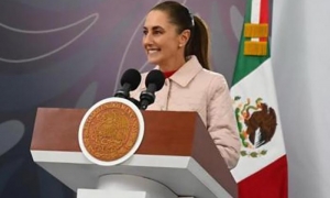 🇲🇽🤝🇨🇺ǀ La presidenta de México, Claudia Sheinbaum, informó hoy que su gobierno enviará ayuda humanitaria a #Cuba, conformada por alimentos y otros insumos, al tiempo que prosiguen los trabajos diplomáticos para facilitar el envío de crudo a la Isla
🔗acortar.link/YAaVRM