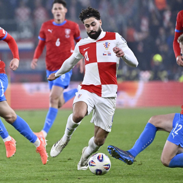 🎙️ Luka Vušković comparing himself to Joško Gvardiol:

"For me, he’s the better player. We have a lot of great centre-backs, and you can only be happy to have such competition in the national team." [tportal]