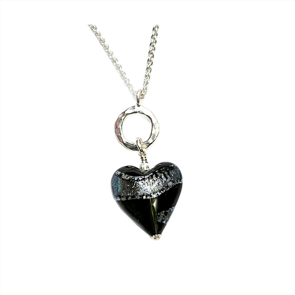 Looking for a meaningful gift? ❤️
This Murano glass heart pendant is handcrafted in Italy and finished with timeless elegance.
Perfect for anniversaries, birthdays, or just because.
✨ jkcmurano.com/products/heart…
#GiftIdeas #MuranoGlass #ItalianMade #HandcraftedJewelry #HeartPendant