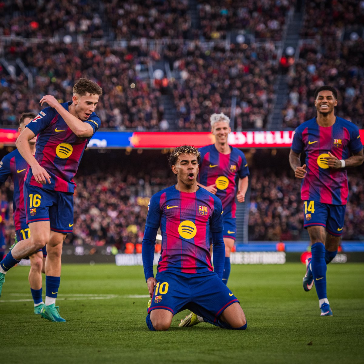 FCBarcelona's tweet photo. Ice cold 🧊 https://t.co/0MIpdpJaL3