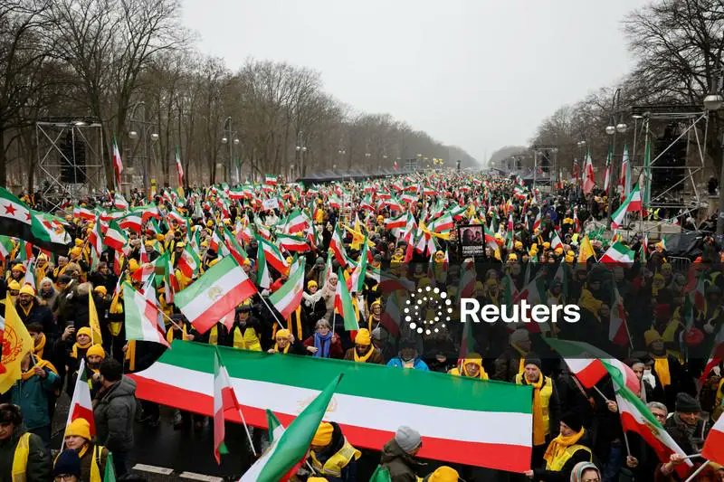 amsafavi's tweet image. Berlin, Feb. 7 - Massive rally by Iranians in support of Iran nationwide uprising, @Maryam_Rajavi's Ten-point Plan for a democratic, secular republic in Iran.
@SecRubio @USABehFarsi 
#BerlinFreeIranDemo