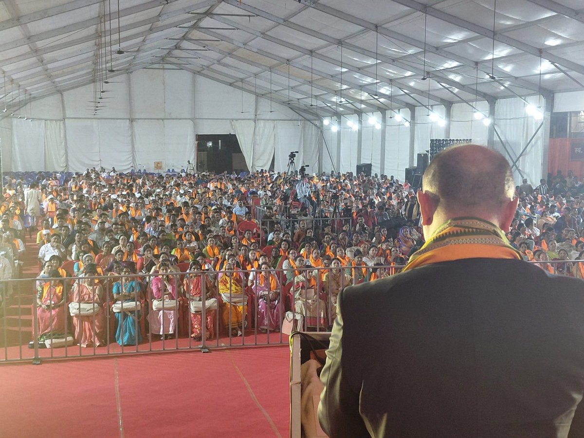 Hamza Öksüz Vice President of Memur-Sen and Secretary General of the International Labour Confederation attended the 21st Triennial Conference of Bharatiya Mazdoor Sangh in India
He underlined that trade unions must be at the center of digital transformation in the world of work