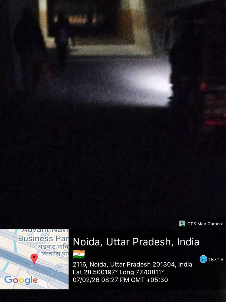 VS_NCR's tweet photo. @noida_authority
आपसे अनुरोध हैं @Sector168Noida को सेक्टर-142 से जोड़नेवाले इस पुराने एडवांट अंडरपास में लाइट्स ख़राब हो गई हैं जिससे यहां शाम को अंधेरा रहता हैं। कृपया लाइट्स ठीक कर दें।
Lights aren't functional at old #Advant underpass pls resolve it & make light arrangements https://t.co/JHl4YJ33uF
