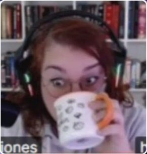 Estoy en casa de <a href="/Reah_Ofi/">Reah🐥 #AmorDeOtroMundo❤️🐙</a>.
Están pasando cosas.