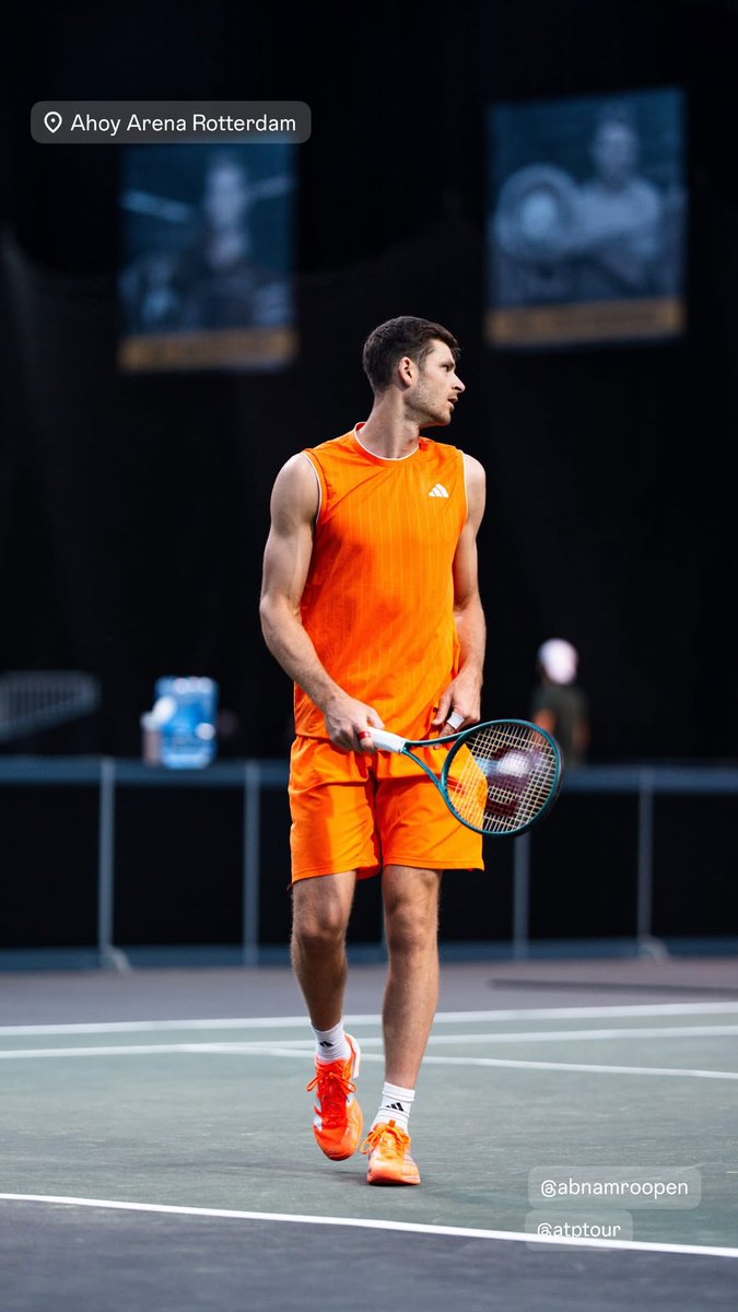 HubertHurkaczFC's tweet photo. 🧡🔥
📸 Hubert Hurkacz / Instagram Story
#TeamHubi #HubiHero #abnamroopen #HHFC https://t.co/qMbHEIYALB