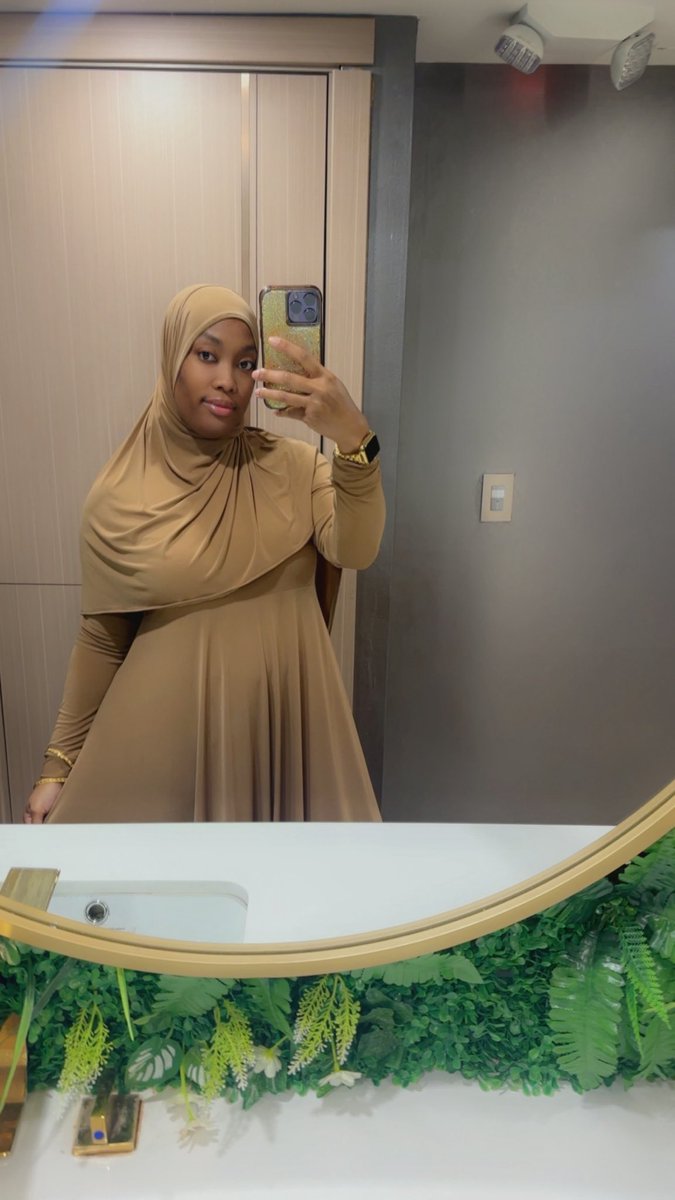Kmoneysister's tweet photo. Pretty in real life you can hit the zoom 💕 https://t.co/Xo3rczKomC