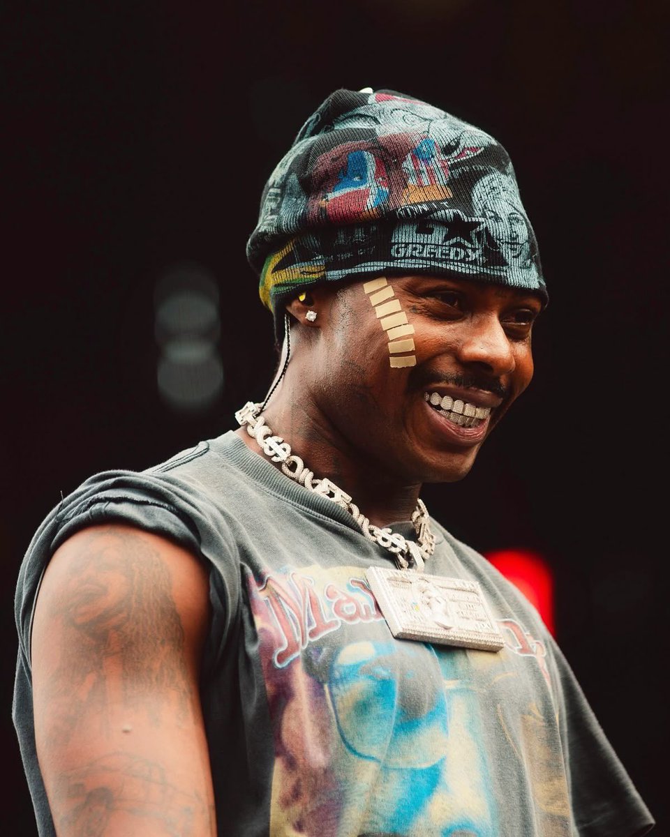 Kellybangs tweet media