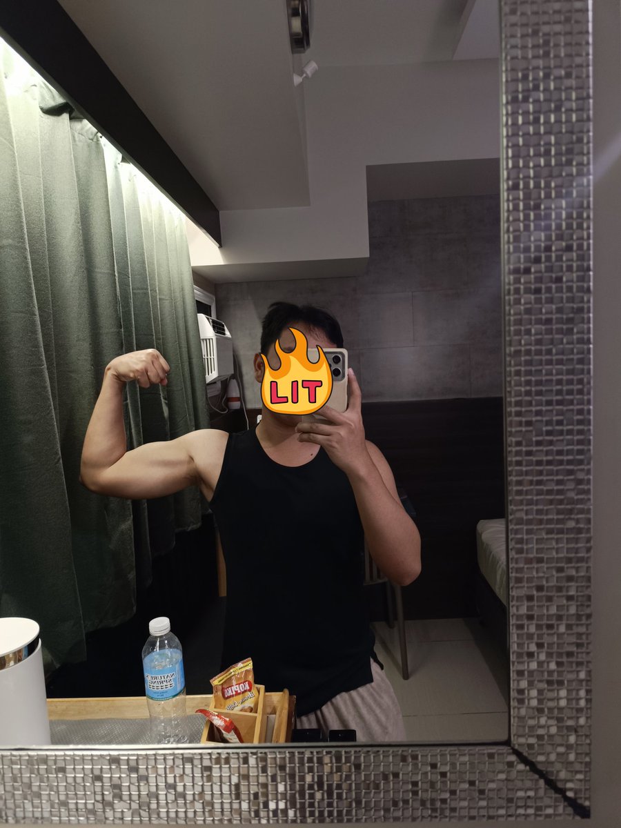 RenzTopper's tweet image. Alone na namn this coming February 14 haha