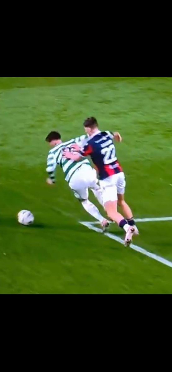 Dallas on VAR.
I will say it again .
VAR not the issue.
It's the "Fans" operating it .