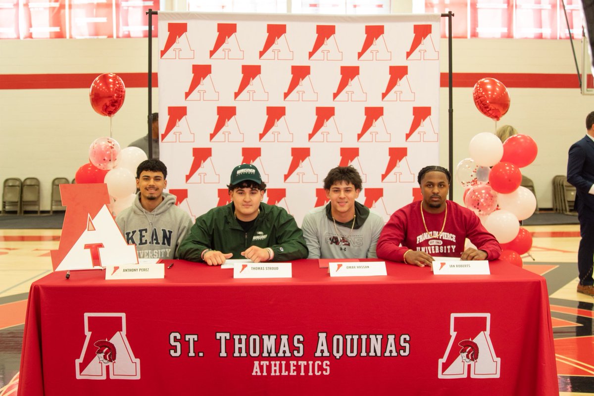 St. Thomas Aquinas Football tweet media