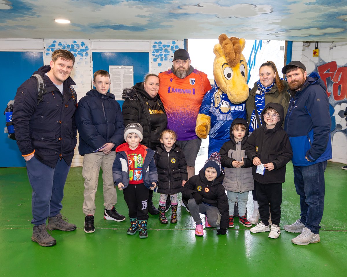 The Trewblu Crew tweet media