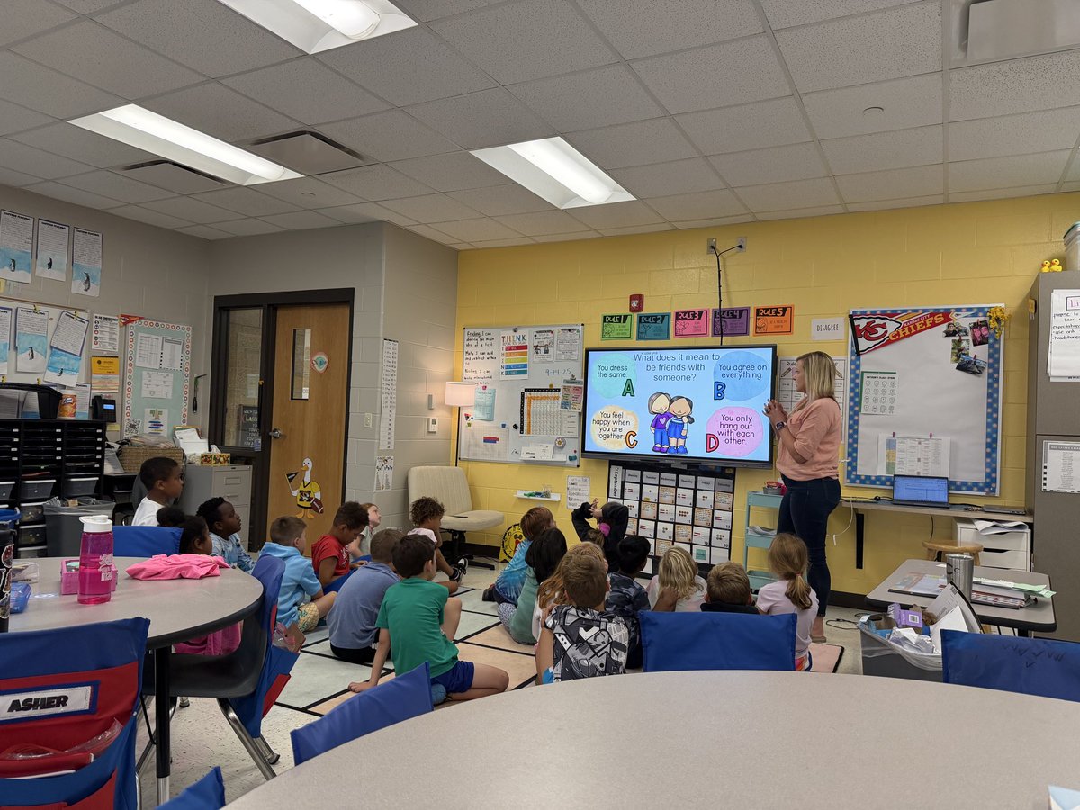 Kelly Isenogle tweet media