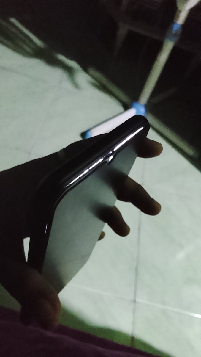 Need money😞, hpku rusak... Mungkin dia suda tidak sanggup dgn segala jokian ku... Yang mau joki tugas bole ke aku ya, mau ganti hp (memfoto dgn hp bunda) bismillah sem 4 hp baru