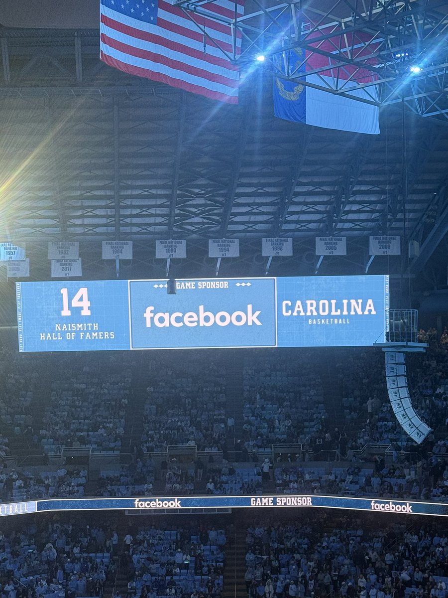 tarheelswire's tweet image. When is the last time you saw Facebook as a sponsor??

#UNCvsDuke #GoHeels
