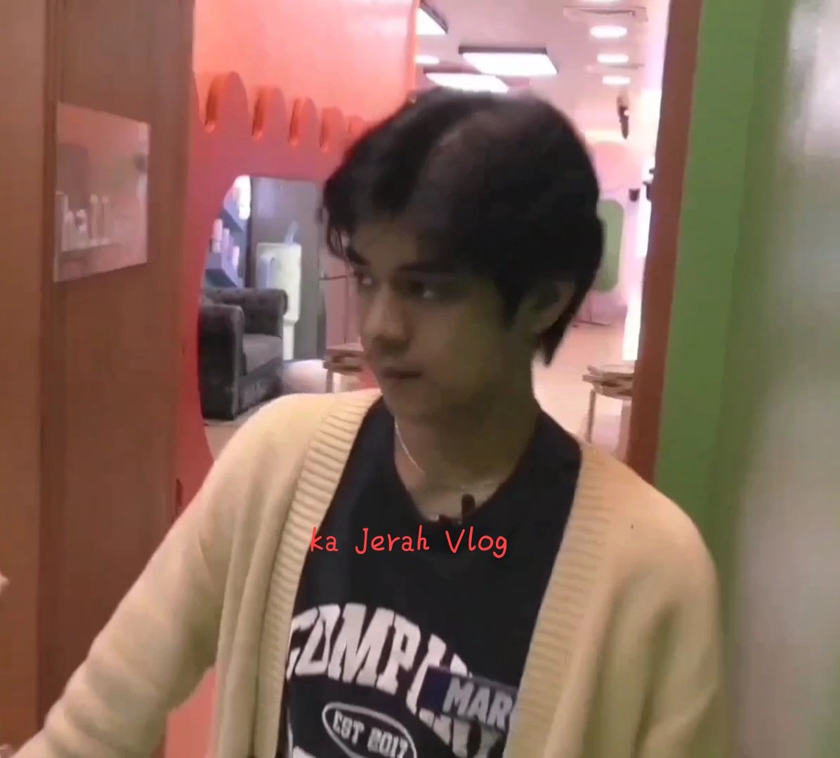 Jmreyes24's tweet photo. The goal was the Big Night, and he took the leap of faith.
#pbbgoldenboy #sparklemarcomasa #pbbcollab20 #poginamansomuch #marcomasaedits #masanatics #MarcoMasa #roadtoBigNight #PBBBIGWINNER #KapusoTeenStars https://t.co/F6oGoUaOHb