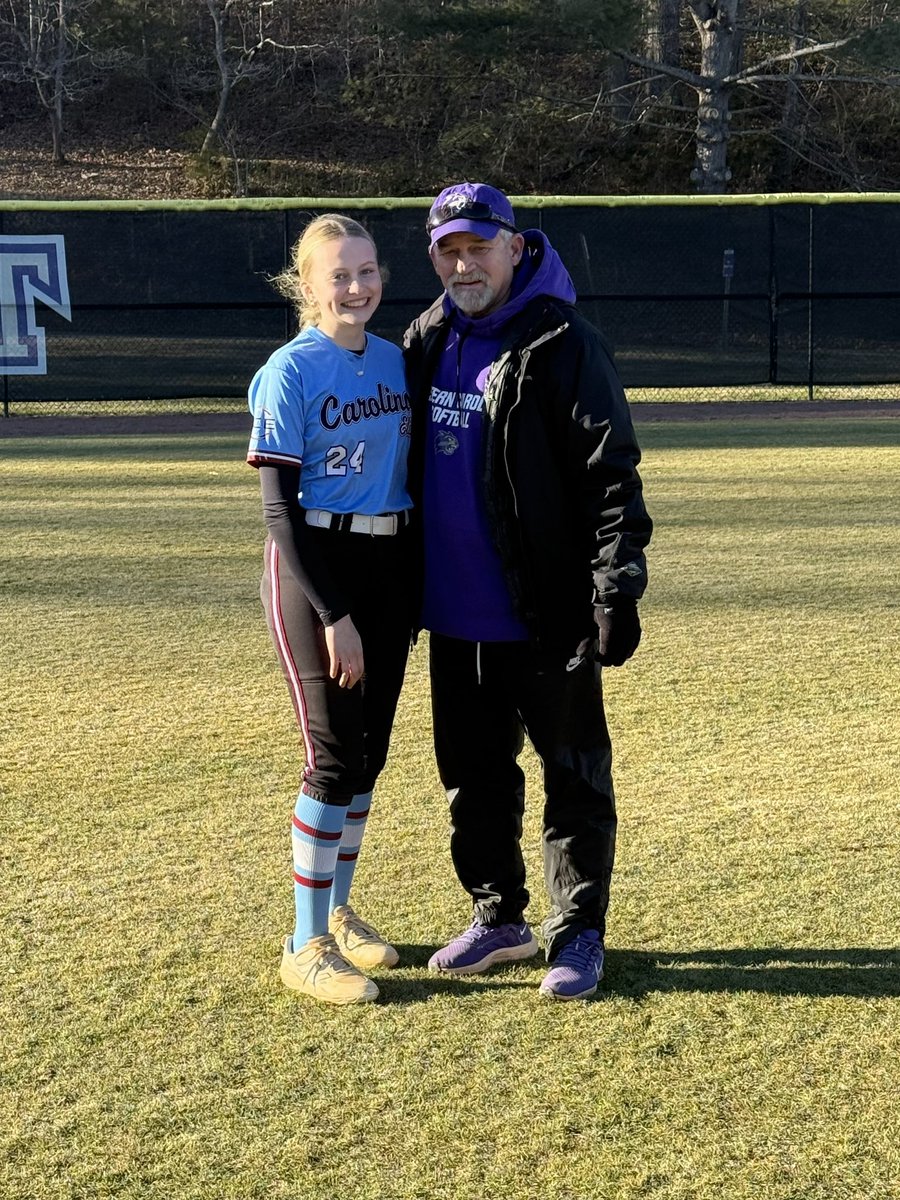 I had a amazing time at WCU today! I learned so much about the program! I can’t wait to come back! <a href="/Clift_coach/">Jim Clift</a> <a href="/Mads_Arm2Strong/">Maddie Armstrong</a> <a href="/AutumnRussell75/">Autumn Russell</a> <a href="/MaddalunaDave/">Dave Maddaluna</a> <a href="/elitedeaton/">Carolina Elite Deaton</a> <a href="/CarEliteNCorg/">@CarolinaEliteOrg</a>