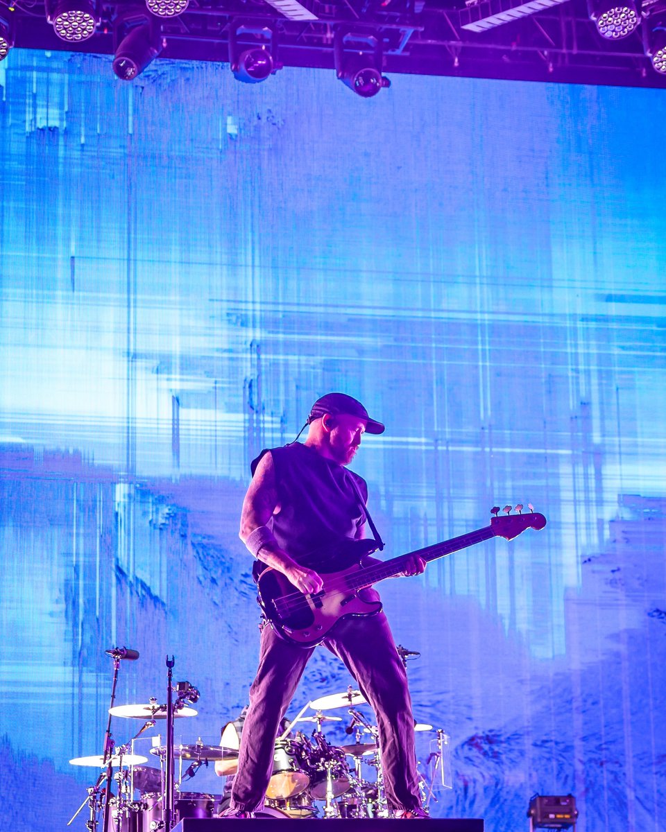 linkinpark's tweet image. Happy Birthday @phoenixlp