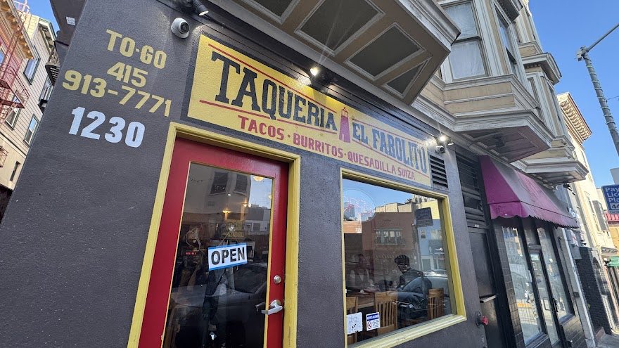 britton winterrose 🛫Hill and Valley tweet media