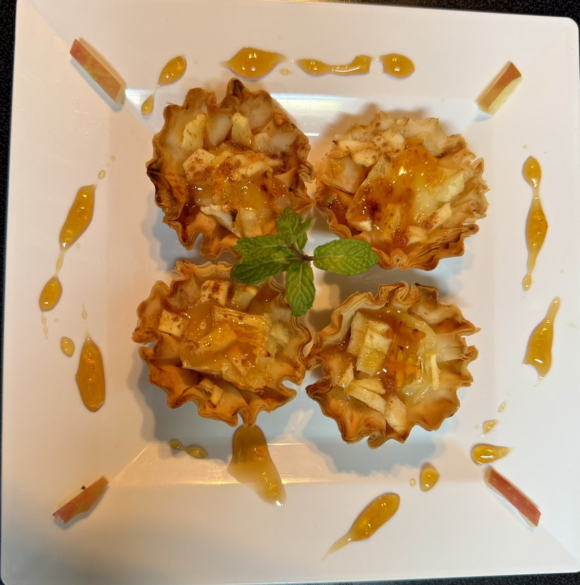 gamecock_doc's tweet photo. Saturday app night: Brie, apple and @mikeshothoney phyllo cups….soooo good!  Remarkably, my mint survived the ice and snow. https://t.co/ORORVFIEvG