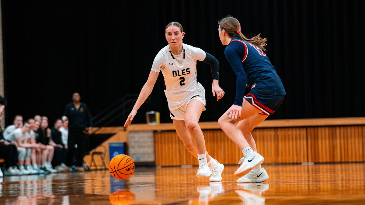 St. Olaf Athletics tweet media