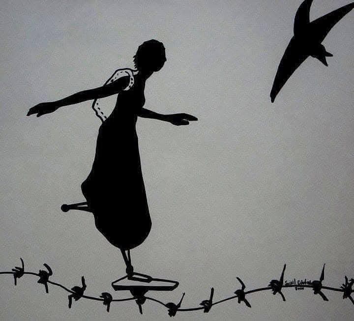 Özgürlüğün yolu tüm dünyaya karşı tek başına kalmak bile olsa kendi inancına bağlı kalmaktan geçer...!

Stefan Zweig