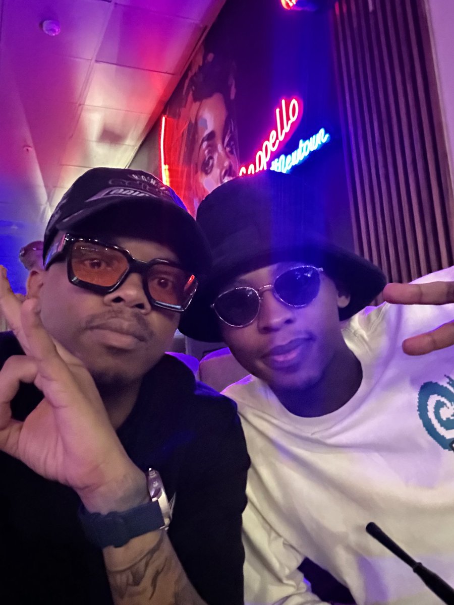 K_REVsa's tweet image. Because of this music thing I paid my tuition, what!!!? Never felt like such a man! Thank you  @DjClenSA thank you #RCR and thank you #supporters I love you so so much

Debut Album incoming🏆