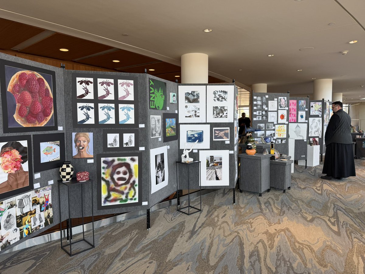 Rebecca Williams tweet media