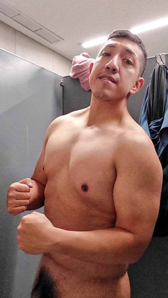 León ⚔️ tweet media