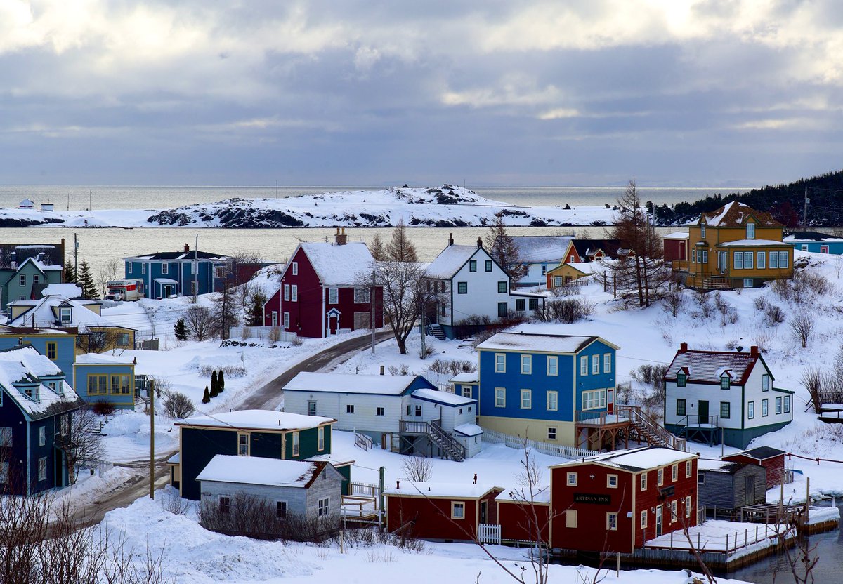 diggerjones27's tweet photo. My pretty town. I love the quiet this time of year. Soon enough it will be bustling with tourists. #trinitynl @NLtweets https://t.co/l6jPDJ2E9O