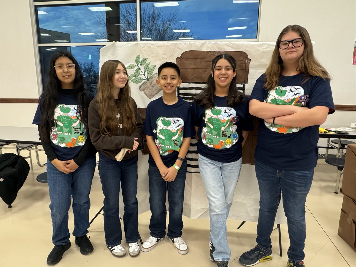 EGonzalez_SRMS's tweet photo. SRMS DI Teams #DreamTeam and #Steamers ready for competition! @SRMS_Generals https://t.co/Qb4vjjJYBq