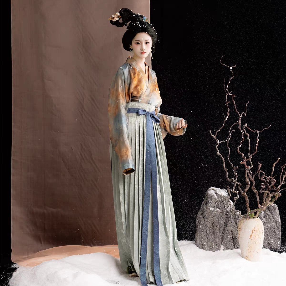 damingwangchao5's tweet photo. 宋
©️踏云馆
#汉服 #hanfu #HanChinese #한푸 https://t.co/hfIDIqJcjE