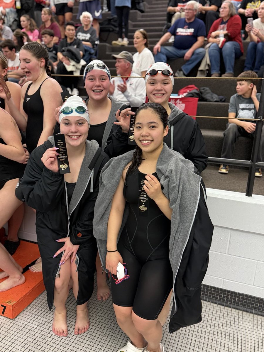 7th place finish in the 200 Yard Medley relay and 8th in the 400 Yard Relay!