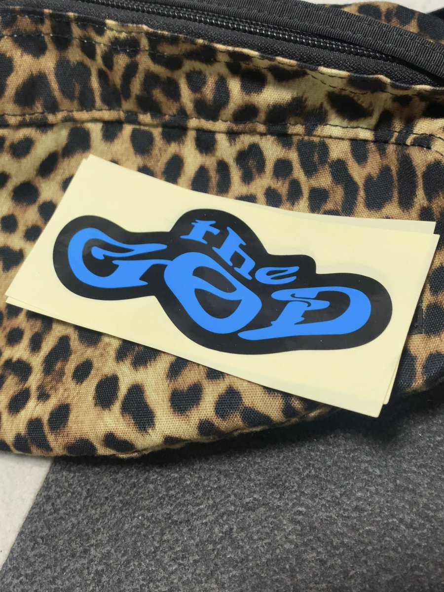 mmaureeee's tweet photo. ナッカンが勿体なくて貼れないステッカーくれた。 https://t.co/TbQQY4jvwD