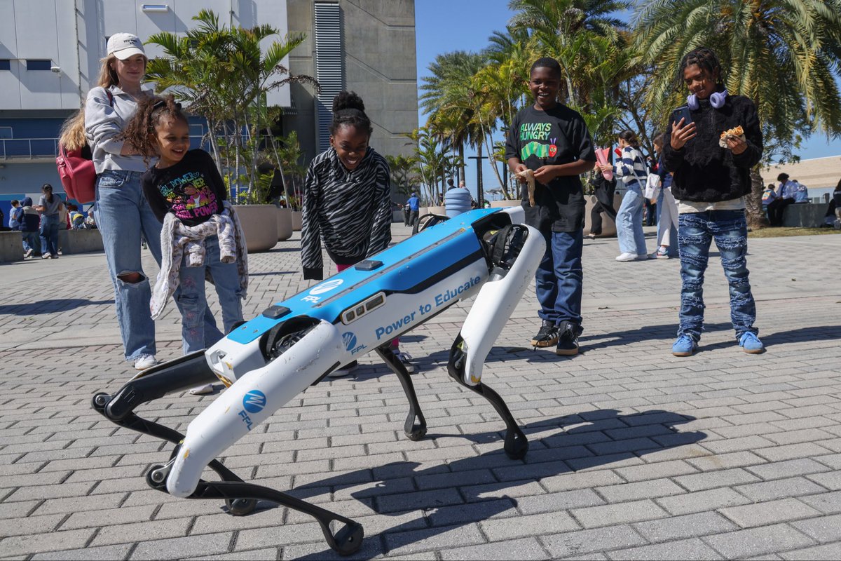 Miami Dade College tweet media