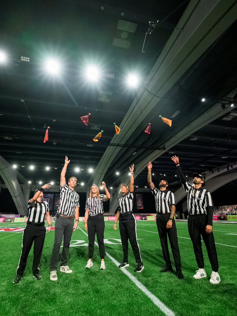 Eli Manning tweet media