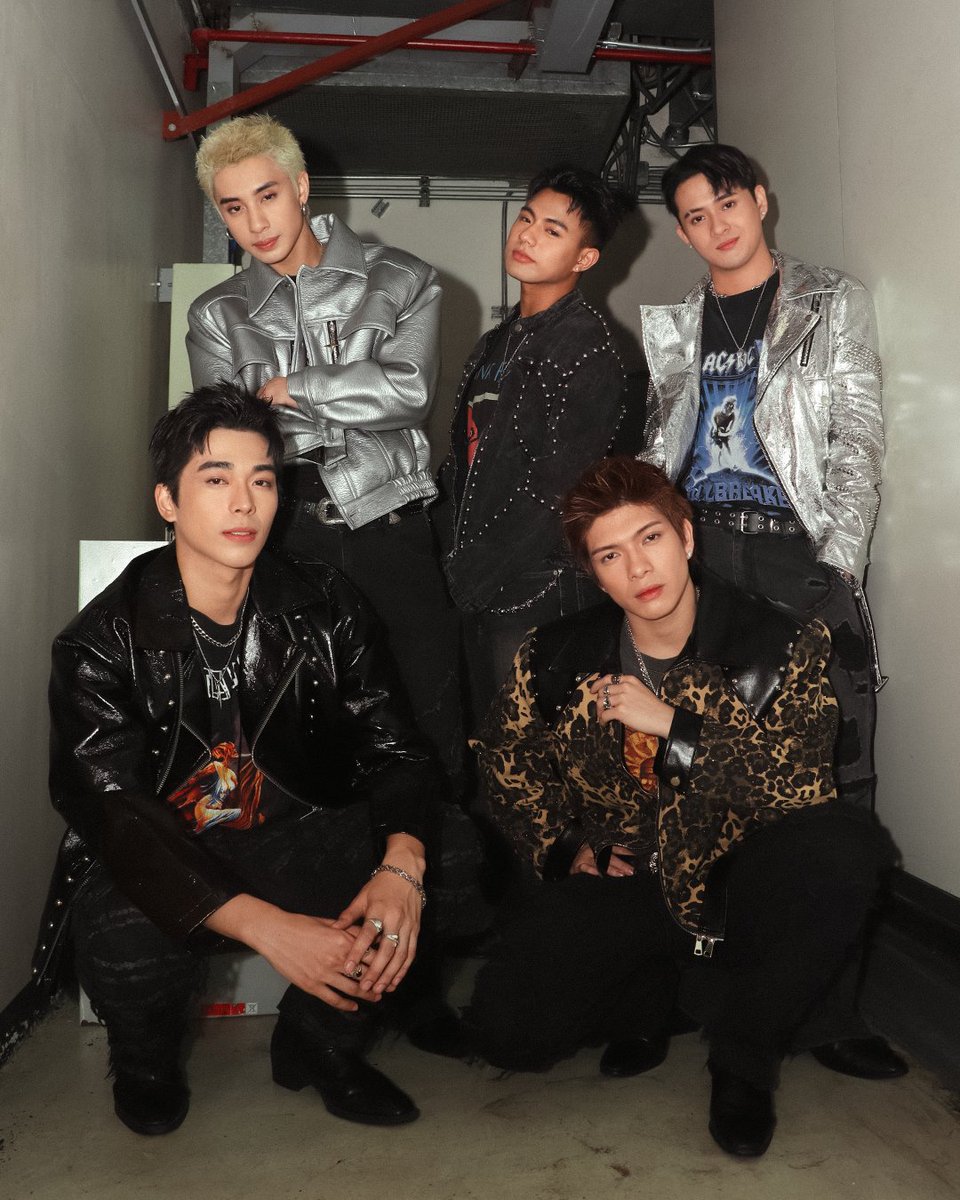 bgyo_ph's tweet image. #BGYO | ASAP presents All2GetherKapamilya: Grand Pasasalamat Photo Series

Such a divine moment to perform in front of our FRESH Kapamilyas! Maraming maraming salamat po! 🙌

And don’t forget, ‘FRESH’ drops on Feb.19, 9PM PHT!

Follow our social media pages for more information:…