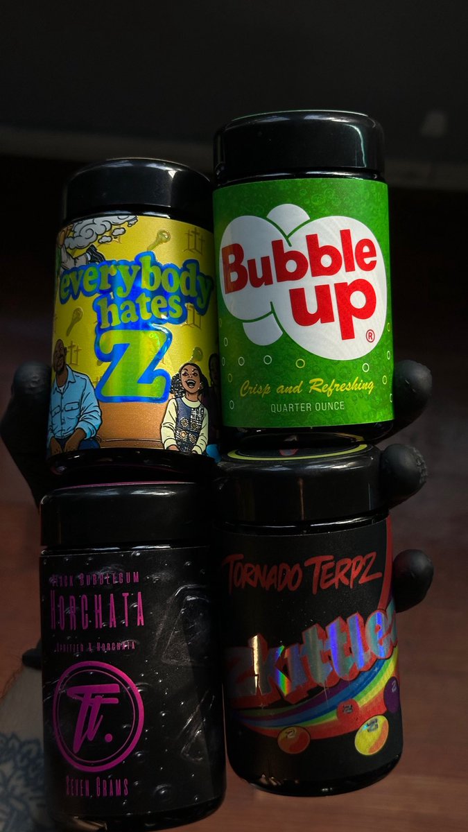 _ag710's tweet image. Headstash reup looking good , that @Tornado_Terpz Black Bubblegum Horchata is crazy it’s like smoking on a grape tootsie pop flavored vape , flavor stuck till the end &amp;amp; it had me hella stuck n glued to my chair 🫩 ..

S/o to ze best in the west @Imperialclubla 🚗💨 finally got a…
