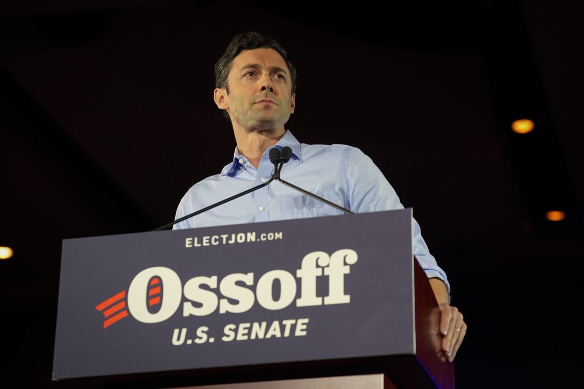 TheBuilderGary's tweet image. What a hypocritical ass…..are  voters  that  dumb
Sen. Jon Ossoff, D-Ga., is asking attendees at a Saturday campaign event to show government-issued photo ID — even while opposing similar standards for voters in federal elections.