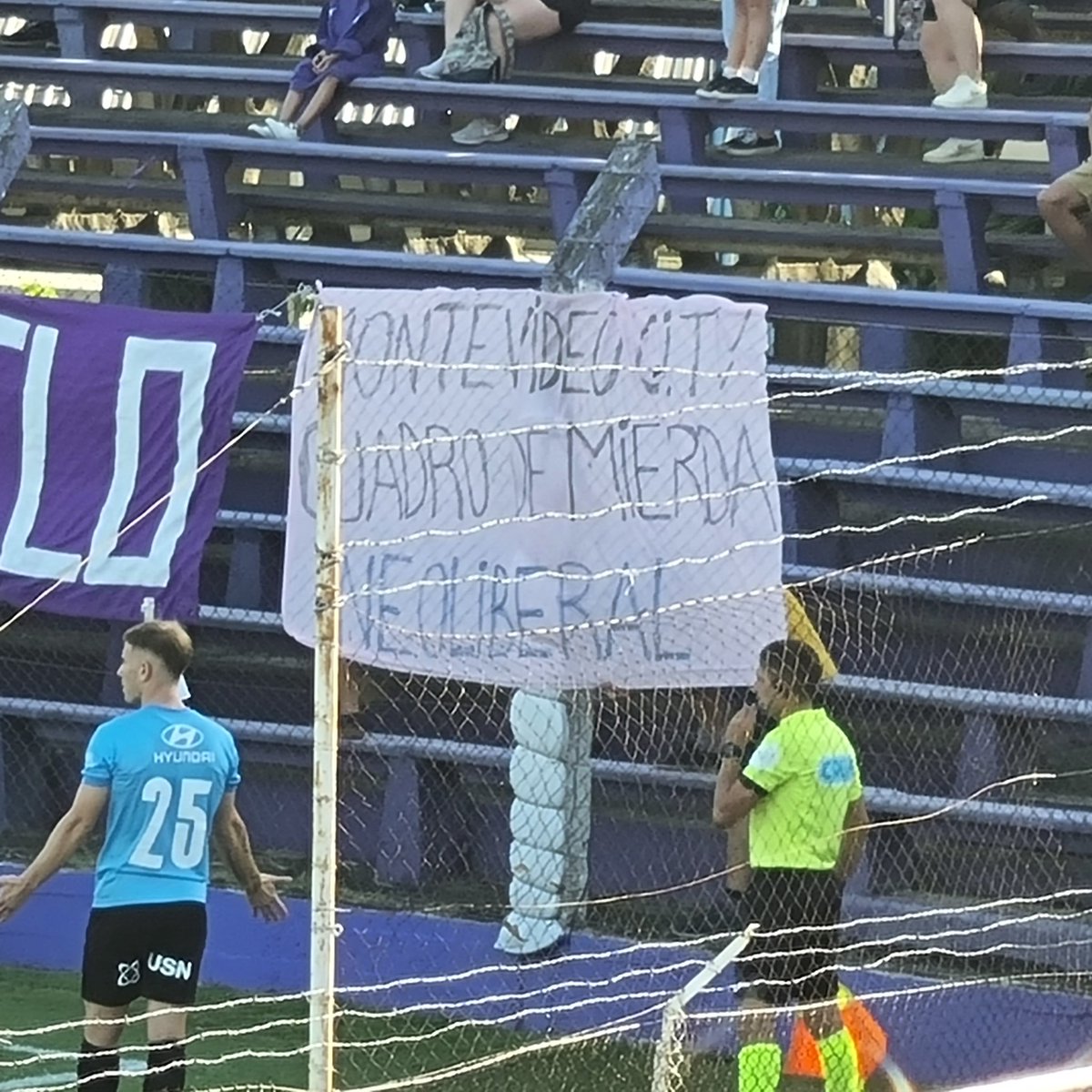 Indiana Jones (@uncaracagada) on Twitter photo 