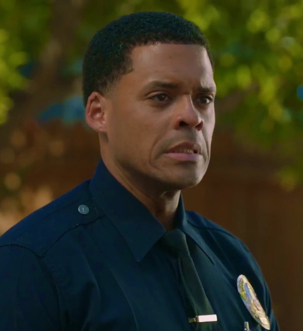 “We have                                       “NOOO!!!!!
dating rumors??”              SHUT IT DOWN”